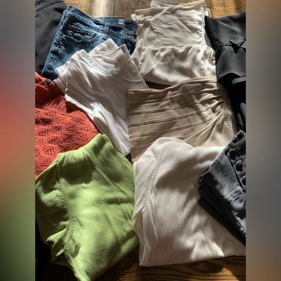 Women’s Clothing Lot Sz M - Picture 3 of 4